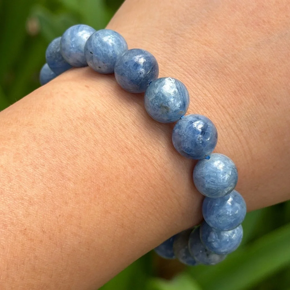 11.5mm stretchable blue‎ kyanite bracelet 0418